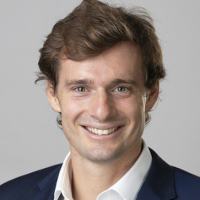 Tom Evans
