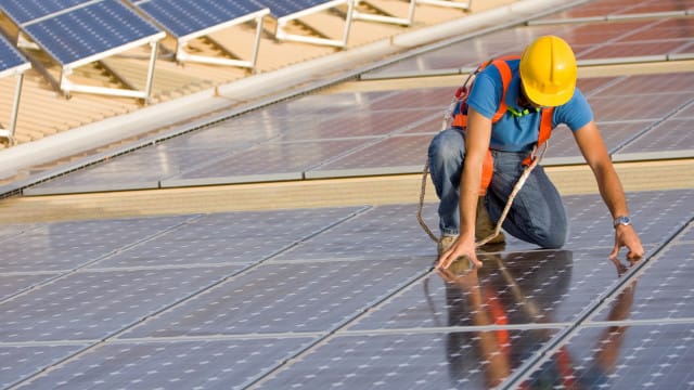 Canadian Renewables Developer Selling Distributed Generation Solar Platform
