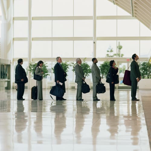 Should airports introduce business travellers only queues?
