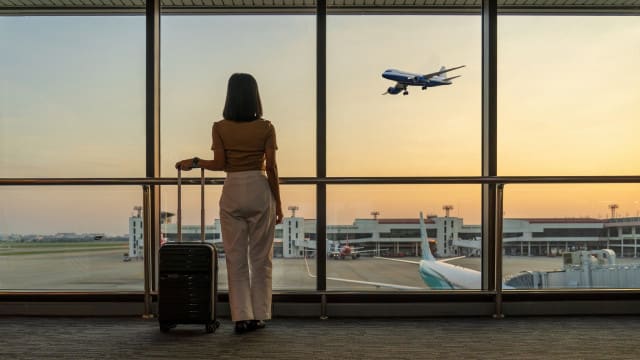 Headed abroad as a solo female business traveller? Here's how to stay safe in new environments